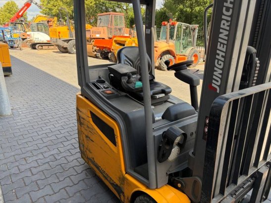 Forklift Jungheinrich EFG213 Electric 1300kg 5.5m 2019 EFG213 2019 2 image 9