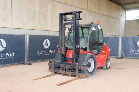 Rough-terrain forklift Manitou MSI40T Diesel 4000kg 3.7m 2018 MSI40T 2018 2 Rough Terrain Forklift image 9