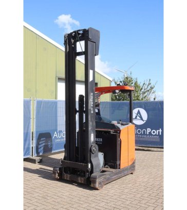 Toyota RRE160 Electric Reach Truck 1600kg 2018 RRE160 2018 2 image 9