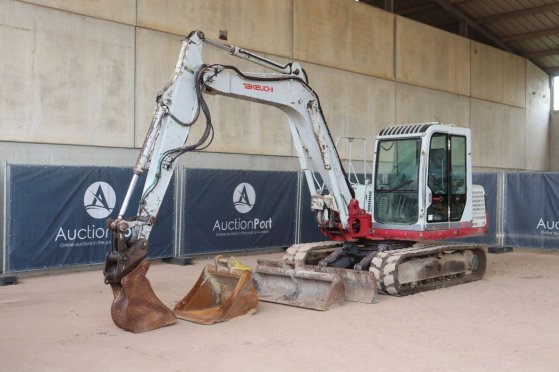 Crawler excavator Takeuchi TB175 Diesel 43kW 2011 TB175 2011 2 Crawler Excavators image 24