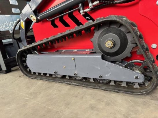 Skid steer loader Nuoman T330XL Red Diesel 2025 New Nuoman NM-SLD380 2024 1 image 9