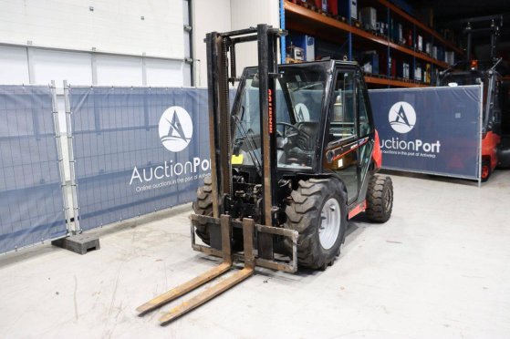 Rough-terrain forklift Manitou MC18-4 Diesel 28kW 1800kg 3.3m 2021 MC18-4 2021 2 Rough Terrain Forklift image 9