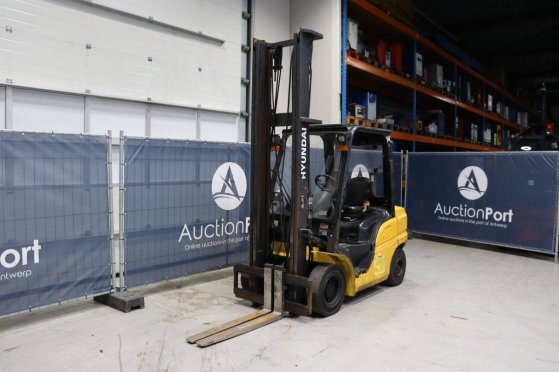 Forklift Hyundai 25D-9 Diesel 2330kg 5.0m 2017 25D-9 2017 2 Forklift image 9