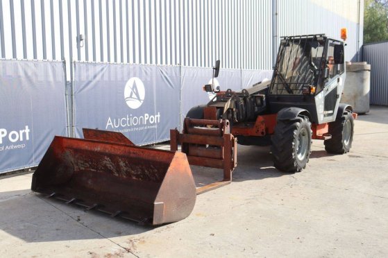 Sambron T30110 Multiscopic Telehandler Diesel 79kW 3000kg 1997 Sambron T30110 Multiscopic 1997 2 image 24