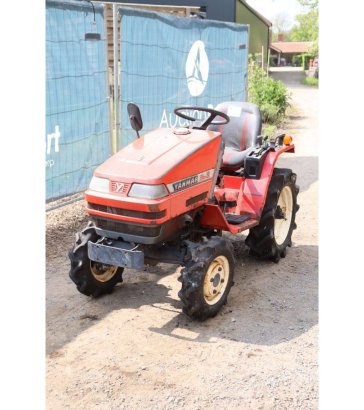 Mini tractor Yanmar KE-2D Diesel 12.5 HP Ke-2D 2 Tractor Units image 9