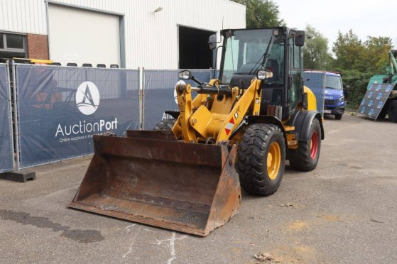 Caterpillar 908H Diesel 62kW Wheel Loader 2009 908H 2009 2 Wheel Loaders image 9