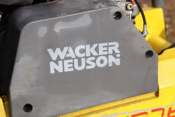 Vibratory Plate Wacker Neuson DPU3760 Diesel 4.2kW 2016 Neuson DPU3760 2016 2 image 9
