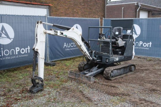 Mini excavator Bobcat E16 Diesel 10.2kW 2013 E16 2013 2 image 9