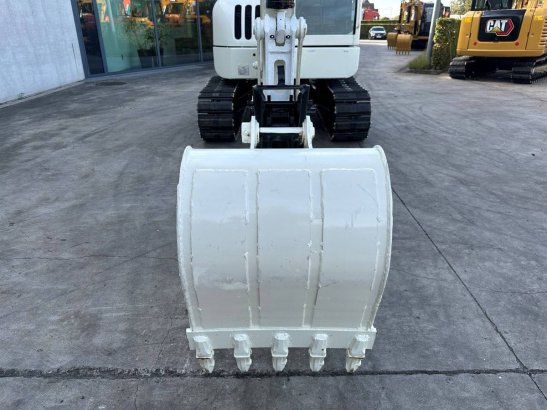 Midi excavator Terex TC65 Diesel 2011 TC65 2011 2 Crawler Excavators image 9