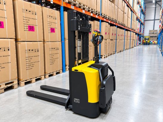 Stacker RTE 8401 Electric 1500kg 2500mm 2026 New RTE 8401 2026 1 image 9