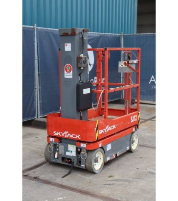Skyjack SJ12 Electric Mast Lift 227kg 5.6m 2013 Skyjack SJ12 2013 2 image 9