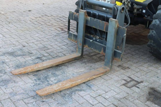 Bobcat PF1/TL30.60 Telehandler Diesel 74.6kW 3000kg 5.8m 2018 PF1/TL30.60 2018 2 image 24