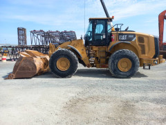CAT 980L (Abu Dhabi)
