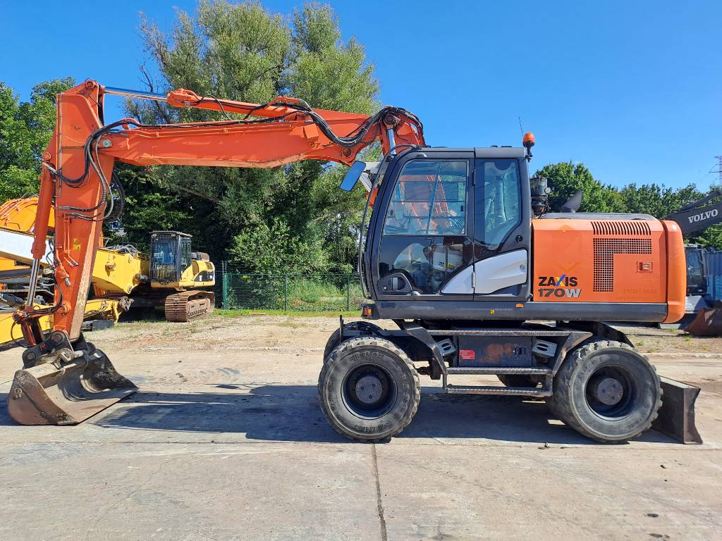 Hitachi ZX 170 W-5 B image