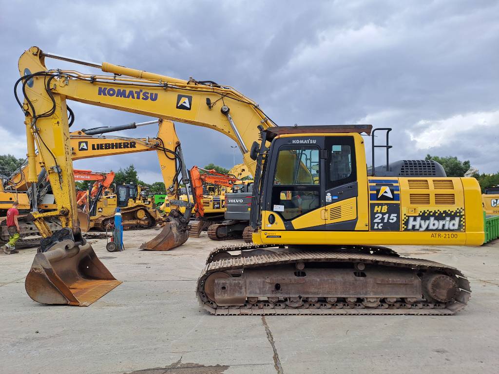 Komatsu HB215LC-2 image