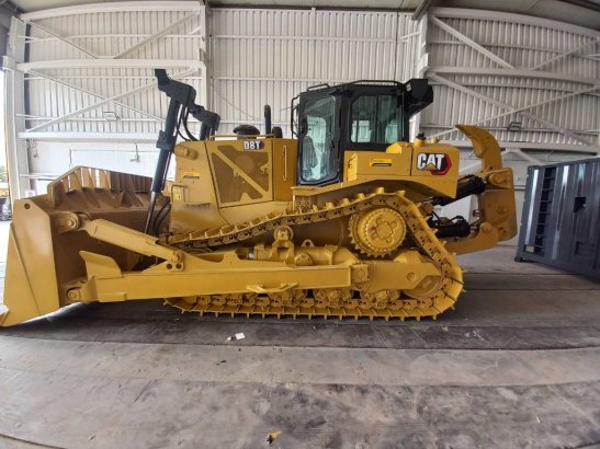 CAT D8T (Jebel Ali Free Zone) D8T (Jebel Ali Free Zone) 2022 2 Dozers image 15