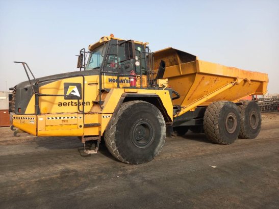 Komatsu HM400-3R (4 pcs available in Abu Dhabi) HM400-3R (4 pcs available in Abu Dhabi) 2017 2 Articulated Dump Trucks ima...
