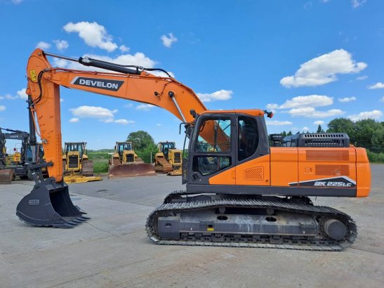 Develon DX 225 LC-7M (UNUSED, multiple units available) Develon DX 225 LC-7M (UNUSED, multiple units available) 2025 1 Cra...