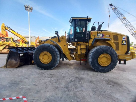 CAT 980 (Abu Dhabi) 257 2022 2 Wheel Loaders image 4