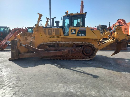 Komatsu D155A-6R (4pcs available for sale in Abu Dhabi) 10194 2024 2 Dozers