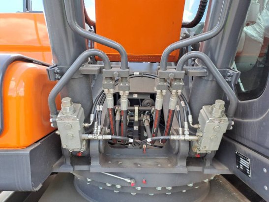 Develon DX 225 LC-7M (UNUSED, multiple units available) Develon DX 225 LC-7M (UNUSED, multiple units available) 2025 1 Cra...