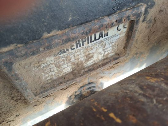 CAT 335FLCR 43 2016 2 Crawler Excavators image 10