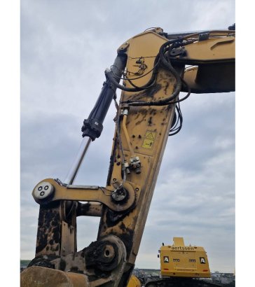 CAT 395 395 2024 2 Crawler Excavators image 9