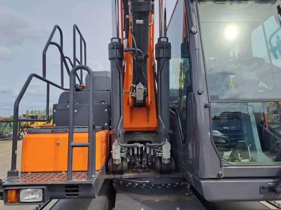 Doosan DX160W-7 Doosan DX160W-7 2023 2 Wheeled Excavators image 11