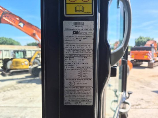 CAT 326 FL 326 FL 2019 2 Crawler Excavators image 11