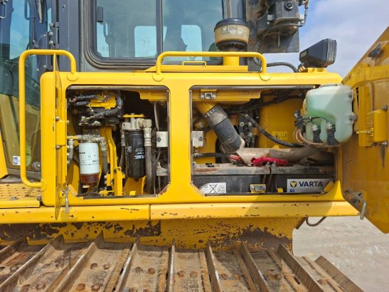 Komatsu D65PX-18 (with Topcon 3D GPS) D65PX-18 (with Topcon 3D GPS) 2019 2 Dozers image 25