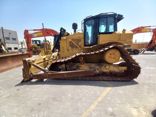 CAT D6R LGP (EXW - Abu Dhabi) D6R LGP (EXW - Abu Dhabi) 2017 2 Dozers image 11