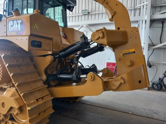 CAT D8T (Jebel Ali Free Zone) D8T (Jebel Ali Free Zone) 2022 2 Dozers image 12