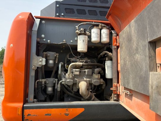 Hitachi ZX140W-6 (3 Pieces available) ZX140W-6 (3 Pieces available) 2018 2 Wheeled Excavators image 12