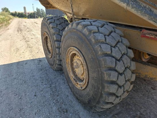 CAT 725C2 725C2 2016 2 Articulated Dump Trucks image 12