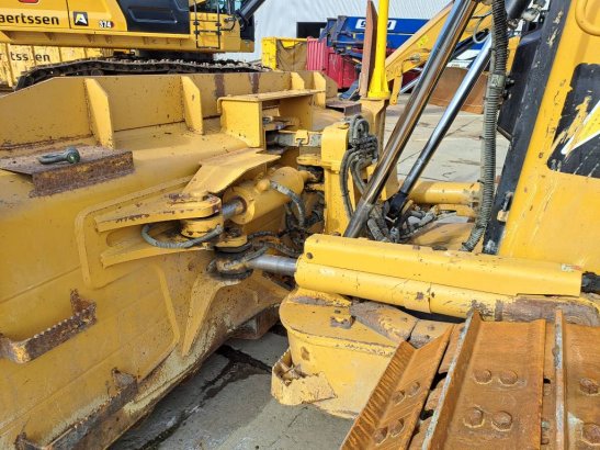 CAT D6T LGP + MS Ripper (Optional GPS) D6T LGP + MS Ripper (Optional GPS) 2019 2 Dozers image 12