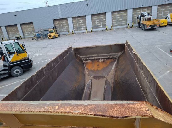 Komatsu HM300-3 HM300-3 2015 2 Articulated Dump Trucks image 13