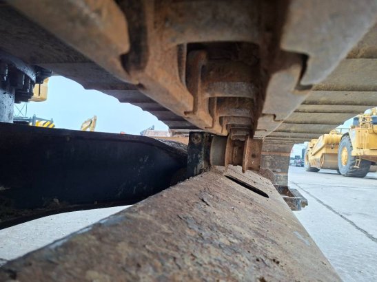 CAT 325FLCR (Full Trimble 3D GPS) 38 2016 2 Crawler Excavators image 13