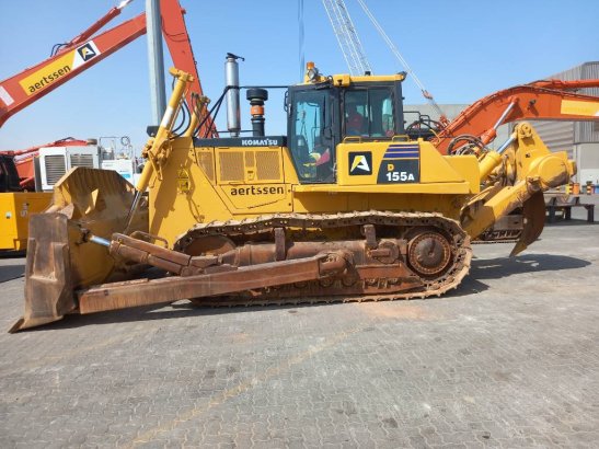 Komatsu D155A-6R (4pcs available for sale in Abu Dhabi) 10194 2024 2 Dozers image 13