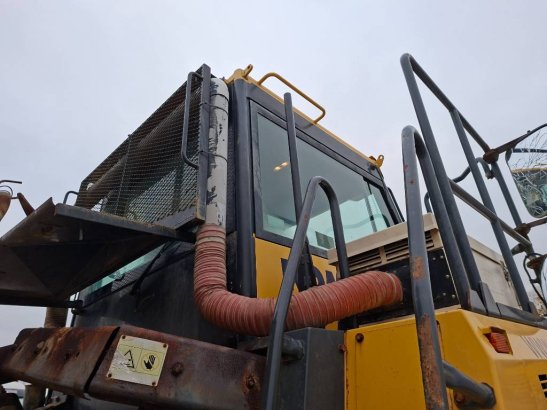 Komatsu HM 300-3 HM 300-3 2015 2 Articulated Dump Trucks image 14