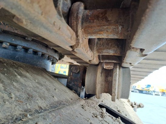 CAT 335 F L CR 43 2016 2 Crawler Excavators image 14