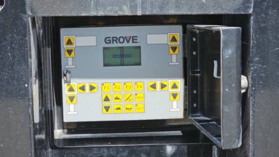Grove GMK4100-1 (2pcs available in Qatar) GMK4100-1 (2pcs available in Qatar) 2017 2 Mobile Cranes image 22
