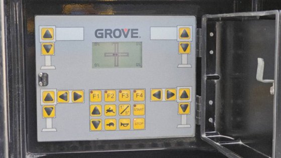 Grove GMK4100L-1 (2pcs available) GMK4100L-1 (2pcs available) 2017 2 Mobile Cranes image 14