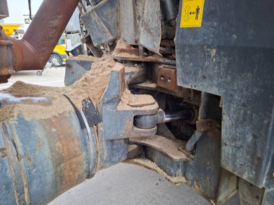 Komatsu HM300-3 HM300-3 2015 2 Articulated Dump Trucks image 15
