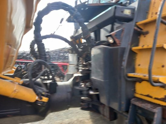 Komatsu HM400-3R (4 pcs available in Abu Dhabi) HM400-3R (4 pcs available in Abu Dhabi) 2017 2 Articulated Dump Trucks ima...