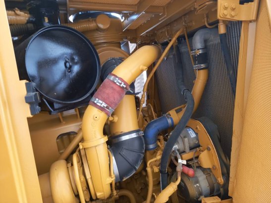 CAT D8T (Jebel Ali Free Zone) D8T (Jebel Ali Free Zone) 2022 2 Dozers image 15