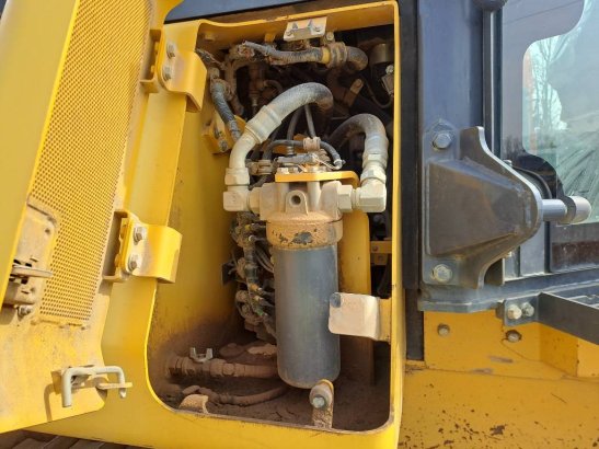 Komatsu D61PXi-24 D61PXi-24 2018 2 Dozers image 15
