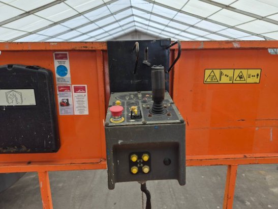 JLG 4096 LE (Multiple units available) 4096 LE (Multiple units available) 2017 2 Scissor Lifts image 15