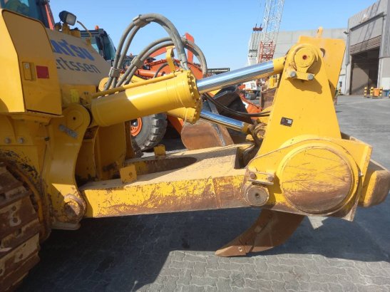 Komatsu D155A-6R (4pcs available for sale in Abu Dhabi) 10194 2024 2 Dozers image 18