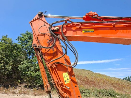 Hitachi ZX 170 W-5 B ZX 170 W-5 B 2016 2 Wheeled Excavators image 15