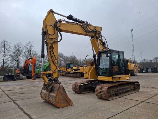 CAT 325 FLR (Full Trimble 3D GPS) 38 2016 2 Crawler Excavators image 2